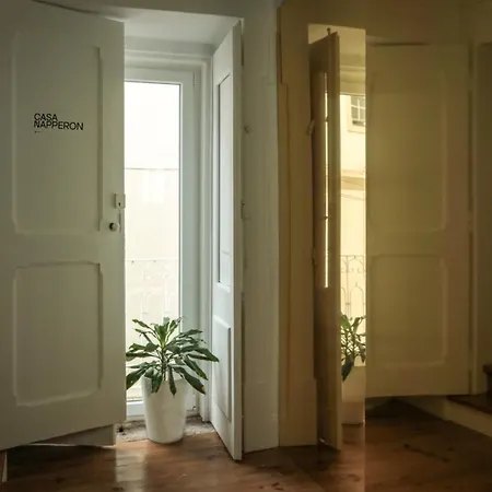 Casa Napperon 3* 阿布兰特什